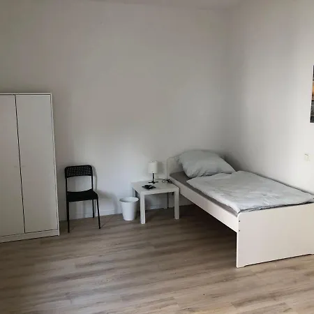 Apartment Work & In Selm-bork *