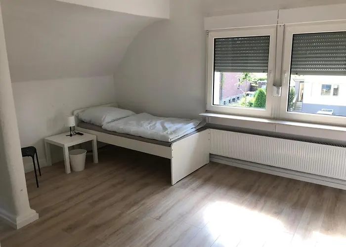 Work & In Selm-bork * Selm